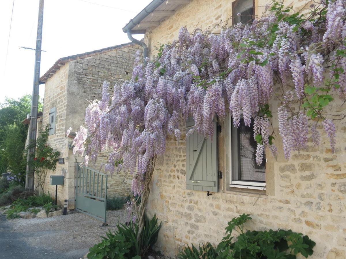 La Maison Murier Chef-Boutonne Luaran gambar