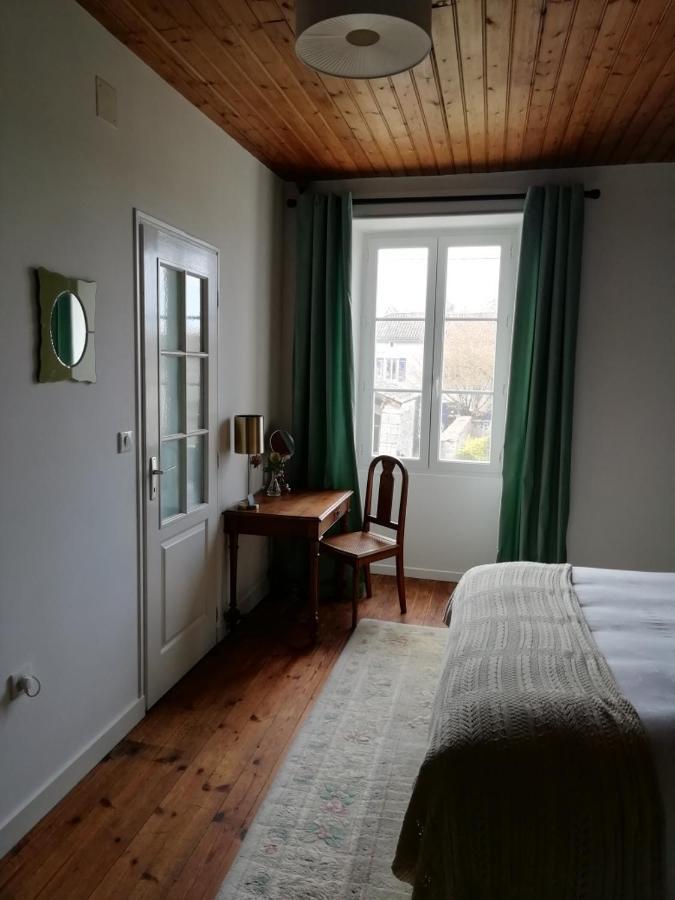 La Maison Murier Chef-Boutonne Luaran gambar